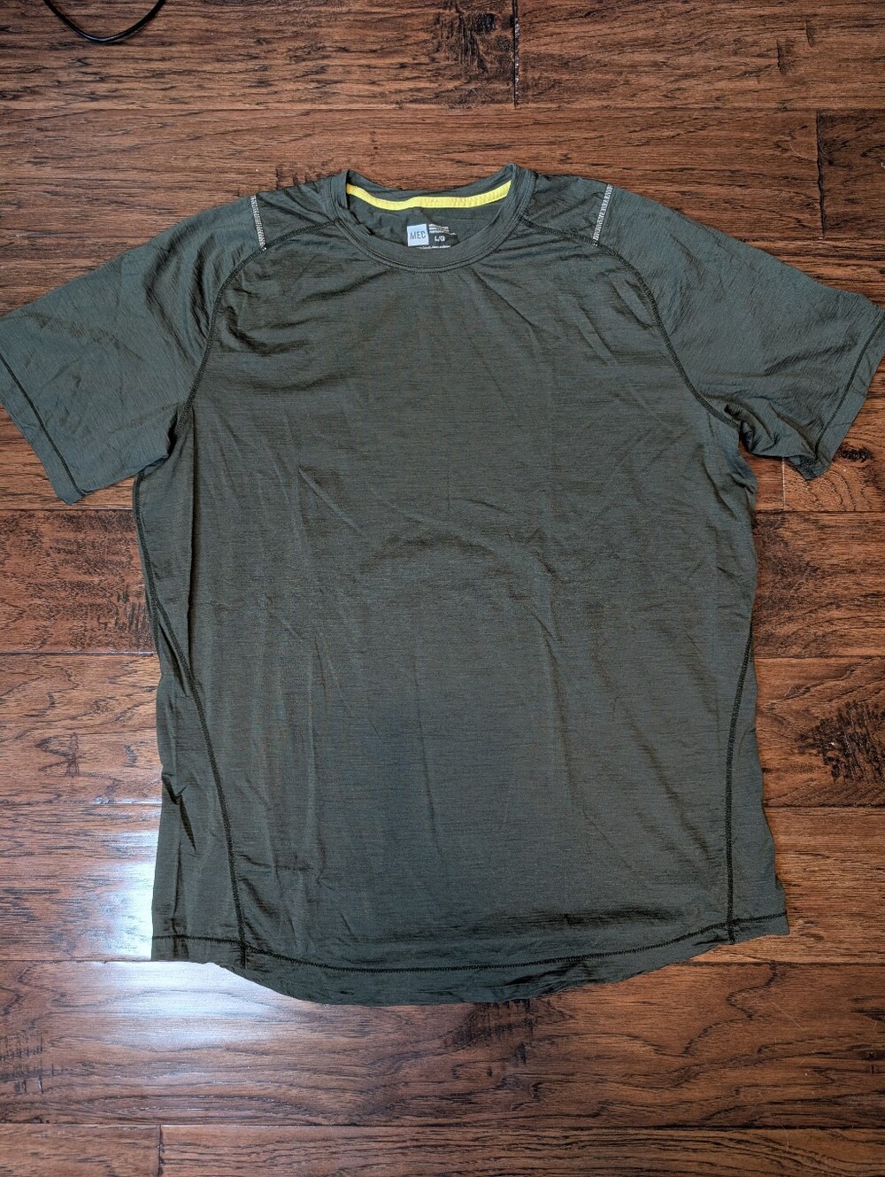 MEC Men's 100% Merino Wool Green Tshirt Size Large